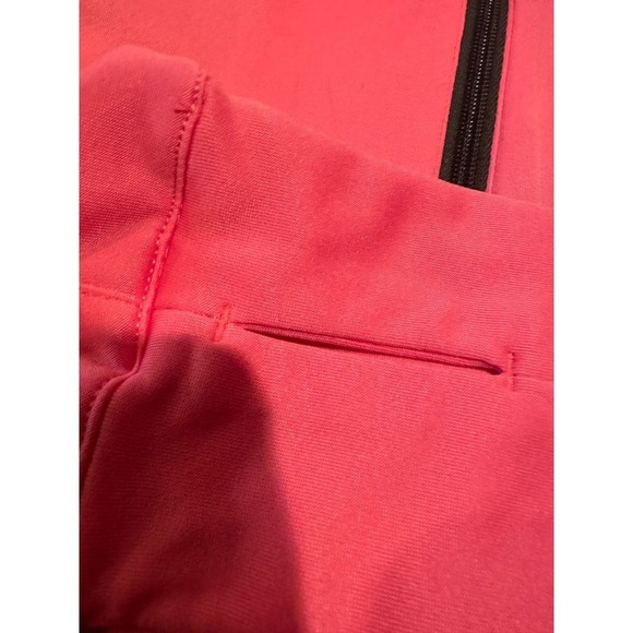 Under Armour Fitness Ridge Resort women's tops  Size Medium - Picture 7 of 11